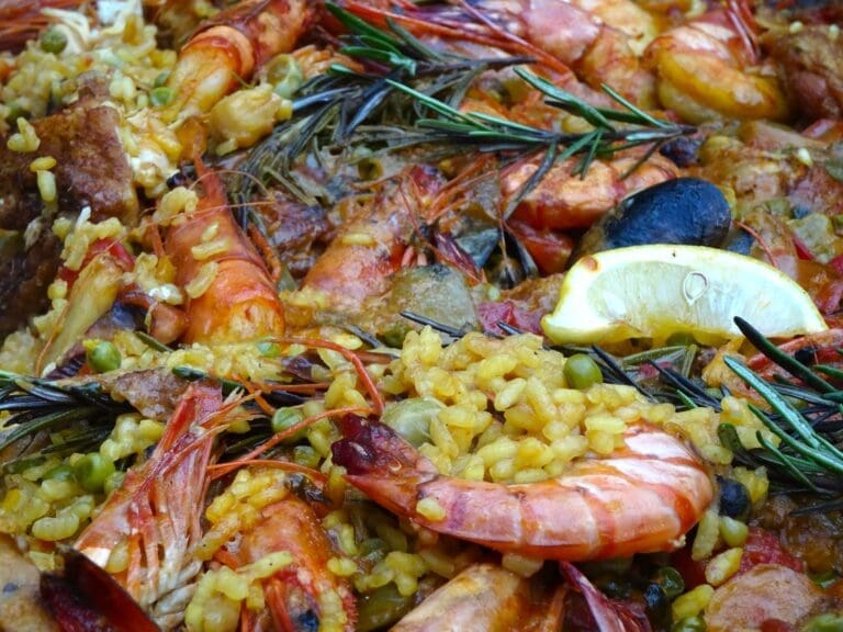 Paella Mixta catering